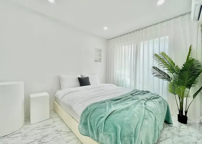 3room+2bathroom Hongdae 1exit Villa *
