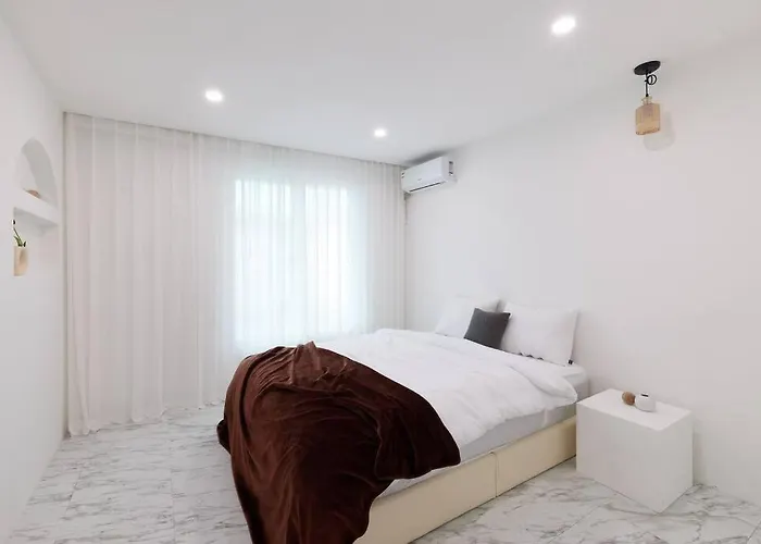 3room+2bathroom Hongdae 1exit * Seoul
