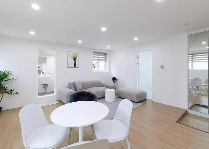 3room+2bathroom Hongdae 1exit Villa Seoul